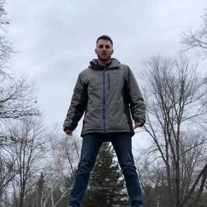 Meet your Posher, Kyle